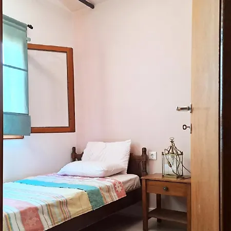 Сasa de vacaciones εξοχικη κατοικια με αυλη Vergia