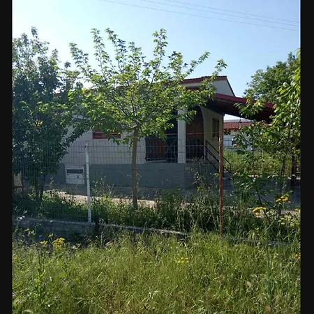 بيت للعطل εξοχικη κατοικια με αυλη