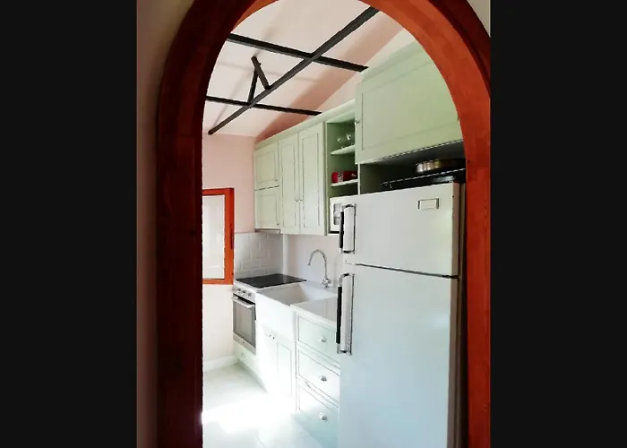 εξοχικη κατοικια με αυλη Сasa de vacaciones